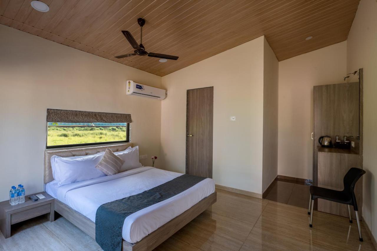 Hillrock Resort & Villas, Neral-Karjat Kültér fotó