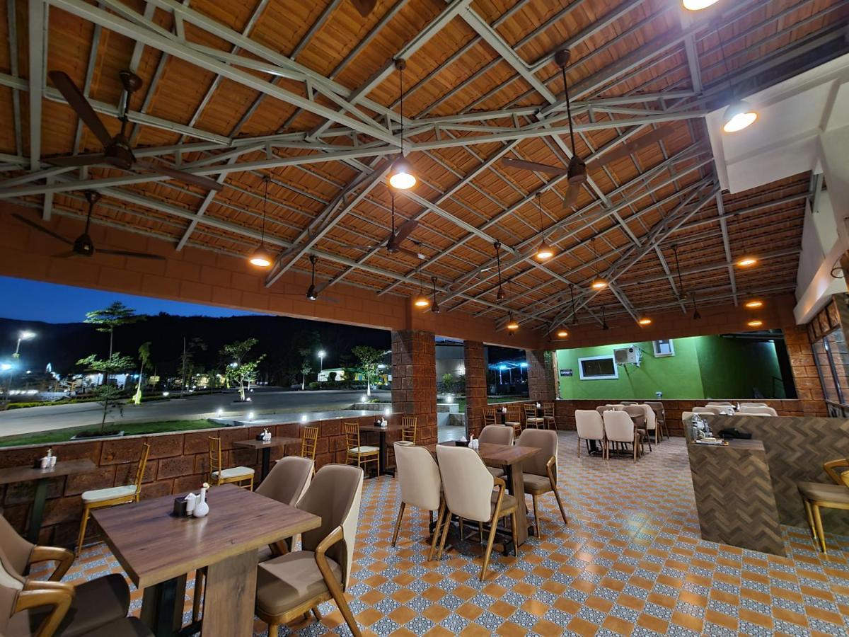 Hillrock Resort & Villas, Neral-Karjat Kültér fotó